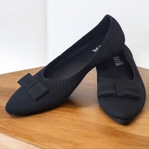 MIA Black Textile Slip-On Bow Pointed Toe Flats Size 6